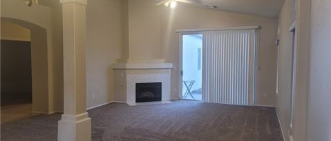 Building Photo - 10655 Robin Hill Ave