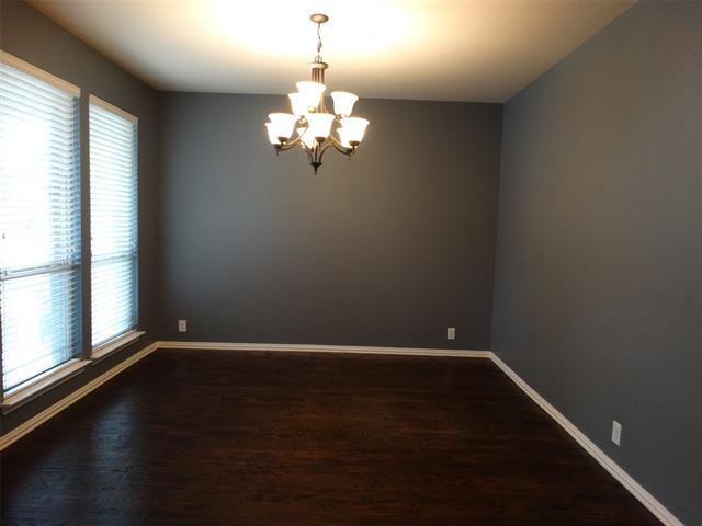 Building Photo - 2613 Waterdance Dr