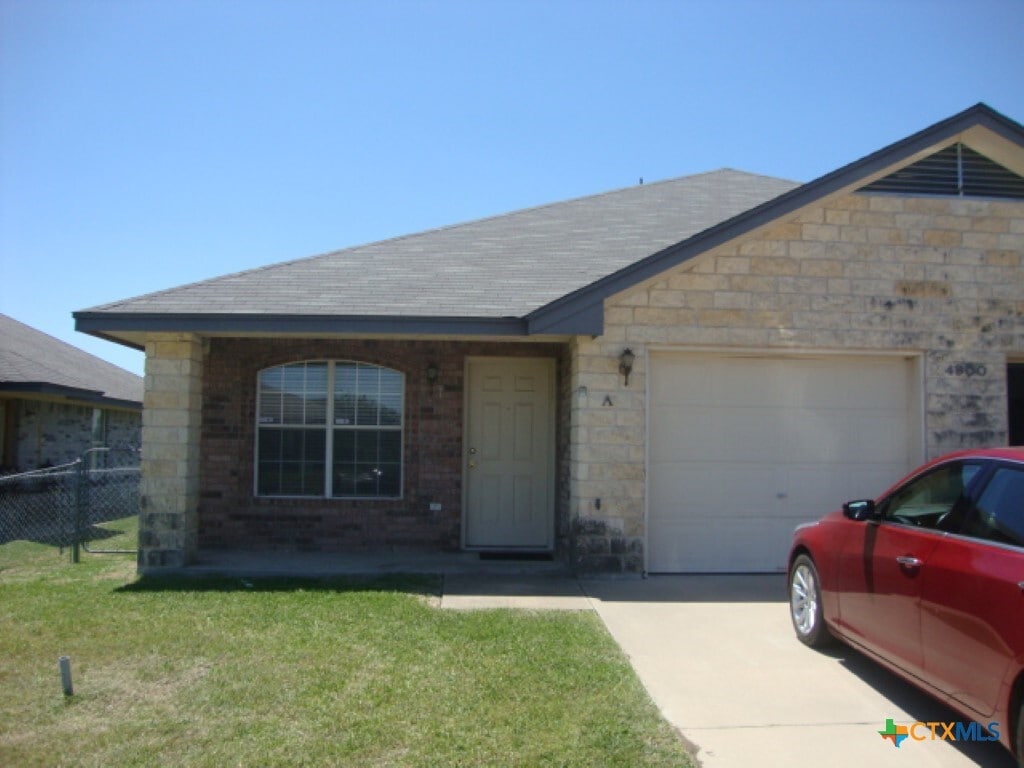 Primary Photo - 4900 John David Dr