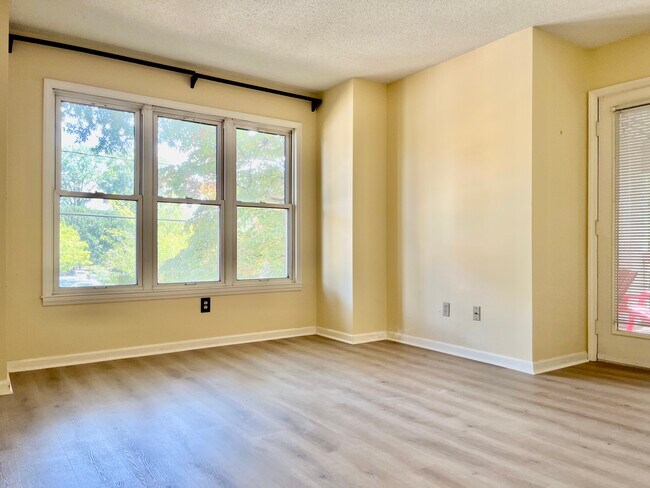 New bedroom floor too - 245 Oakwood Ct