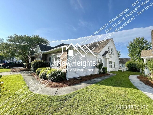 Building Photo - Gorgeous Townhouse in Charleston County !!