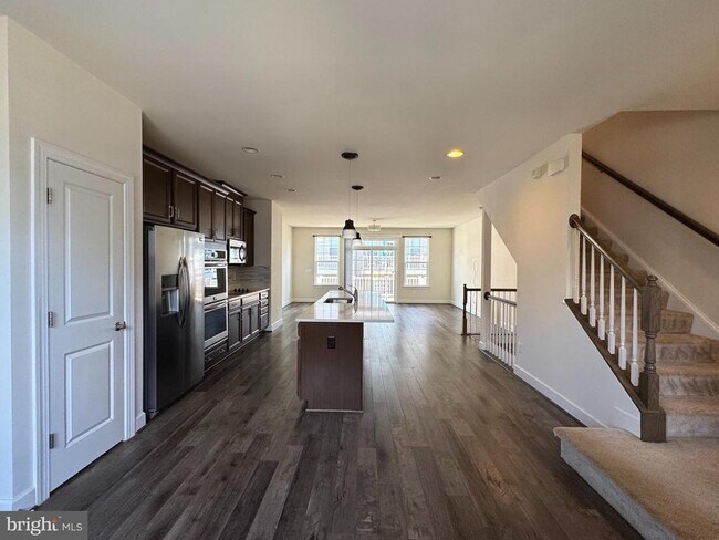 Building Photo - 8507 Craggan Ln