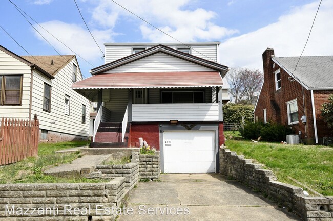 Building Photo - 3 br, 1 bath House - 2303 Carson Street