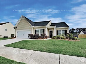 Building Photo - 3846 Cameron Trail SE
