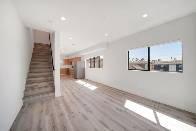 Building Photo - 5456 Barton Ave
