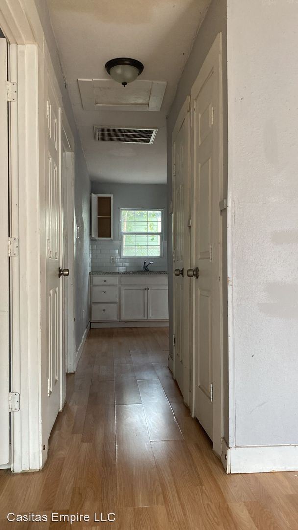 2 br, 1 bath House 3104 Burkett St. House Rental in Houston, TX