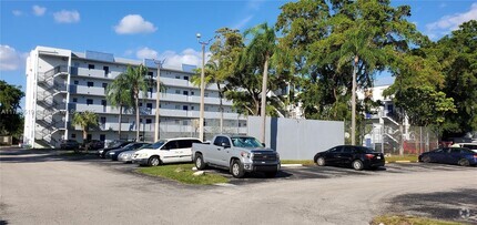 Building Photo - 7561 NW 16th St