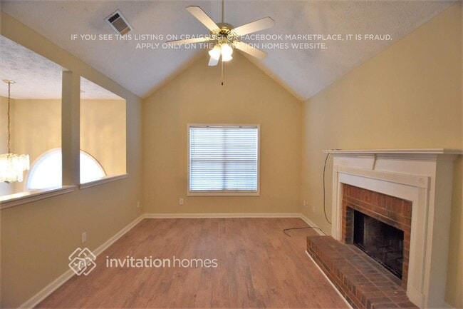 Building Photo - 190 Oakview Trce