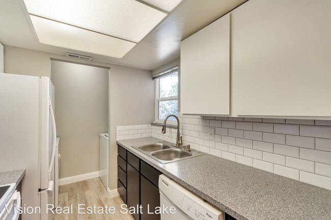 Building Photo - 7201 Station Creek Way