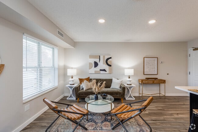 Estudio - 502SF - Trellis North Fayette Apartments