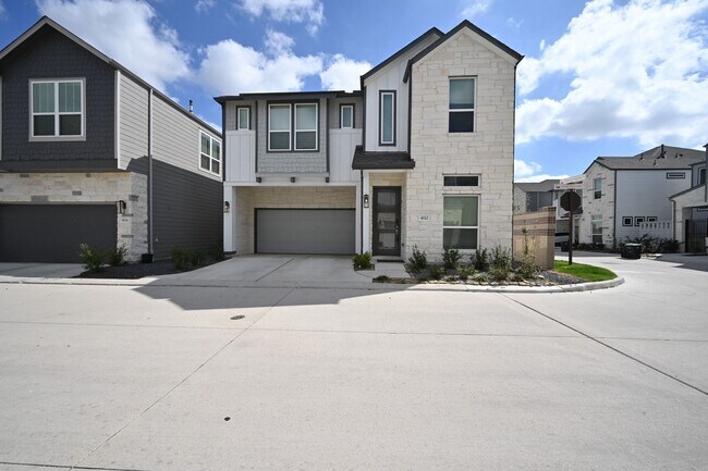 Foto del edificio - 4112 Farm Holw St