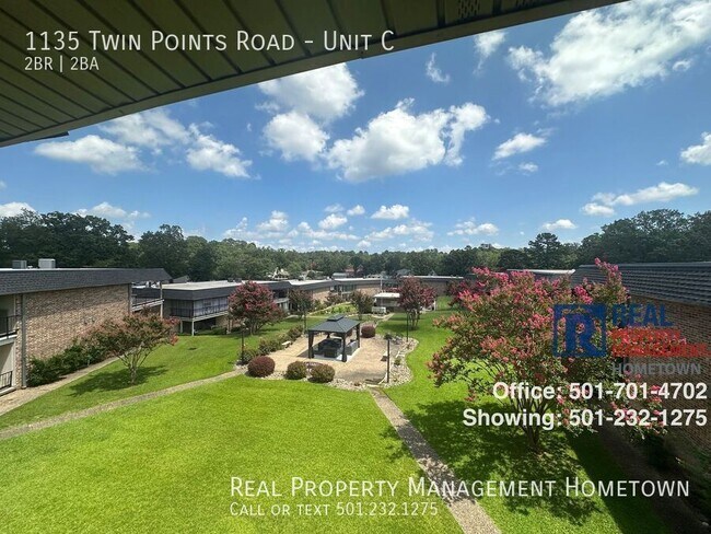Foto del edificio - 1135 Twin Points Rd
