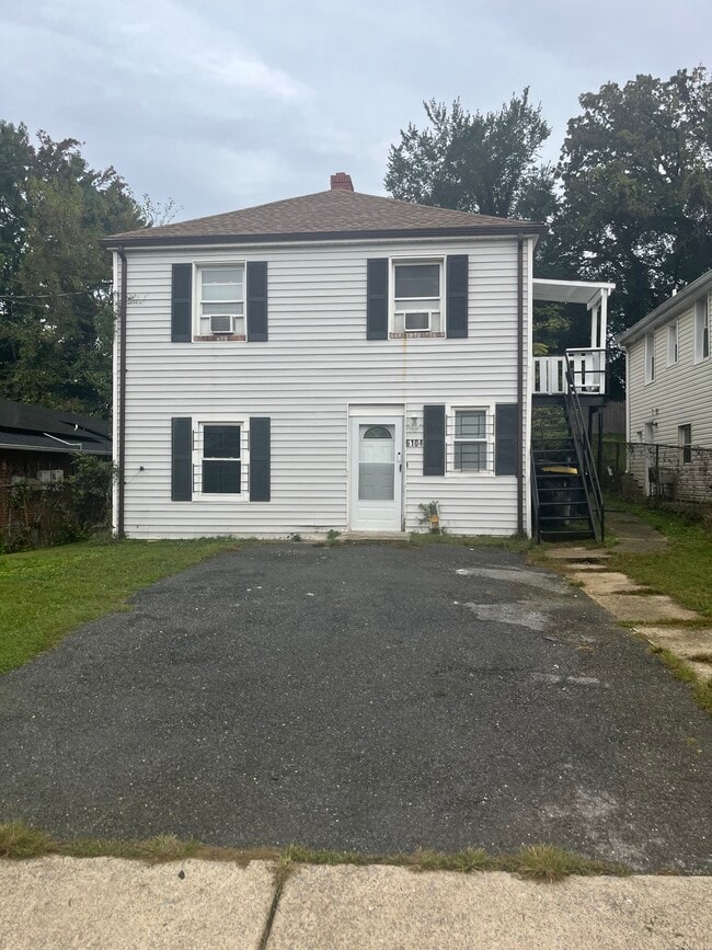 Building Photo - 6104 J St