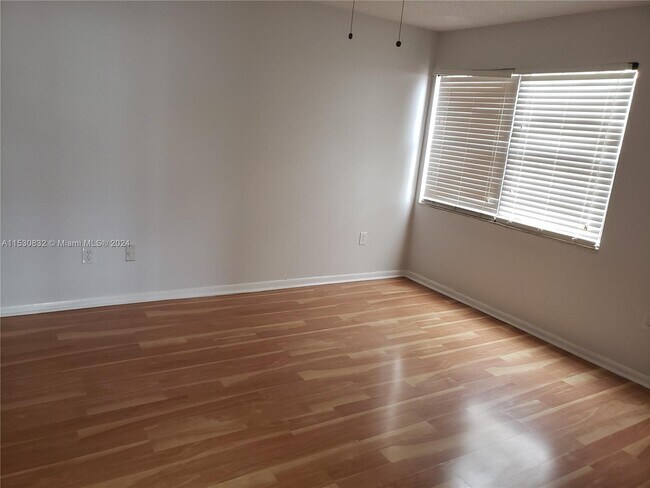 Foto del edificio - 15370 SW 104th Terrace