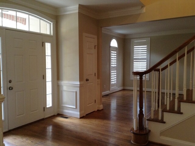 Foto del edificio - 4061 Belle Meade Circle
