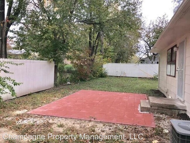 Foto del edificio - 3 br, 1 bath House - 7400 Longview Road