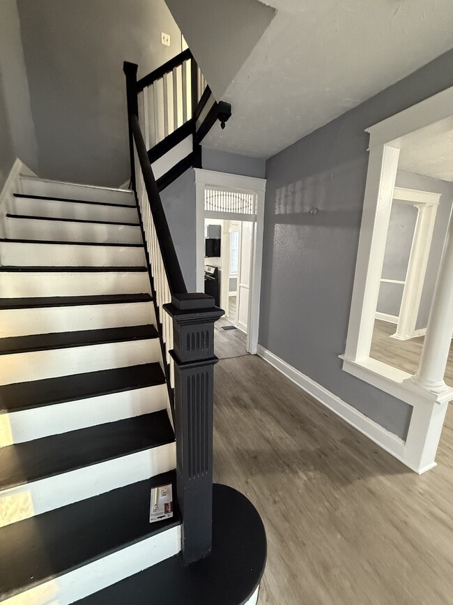 Photo - 501 Lyndhurst St Townhome