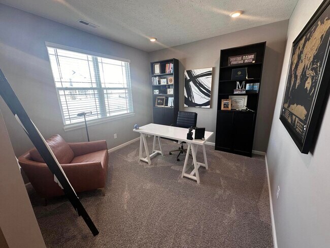 Foto del edificio - 301 Milltown Dr.