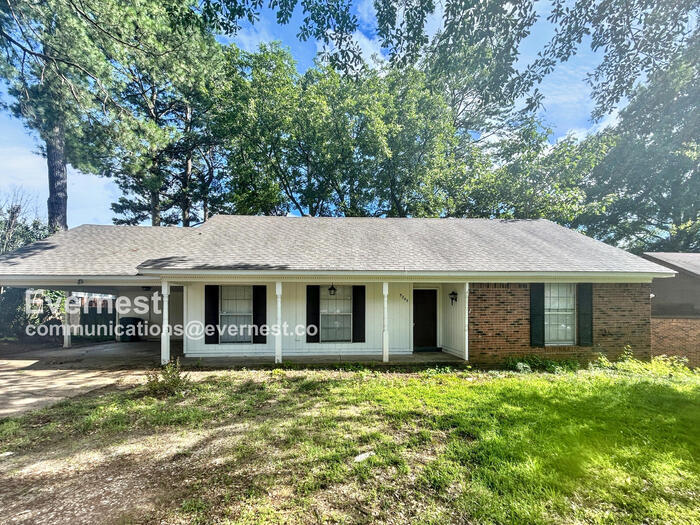 Foto principal - 5245 Scrivener Dr