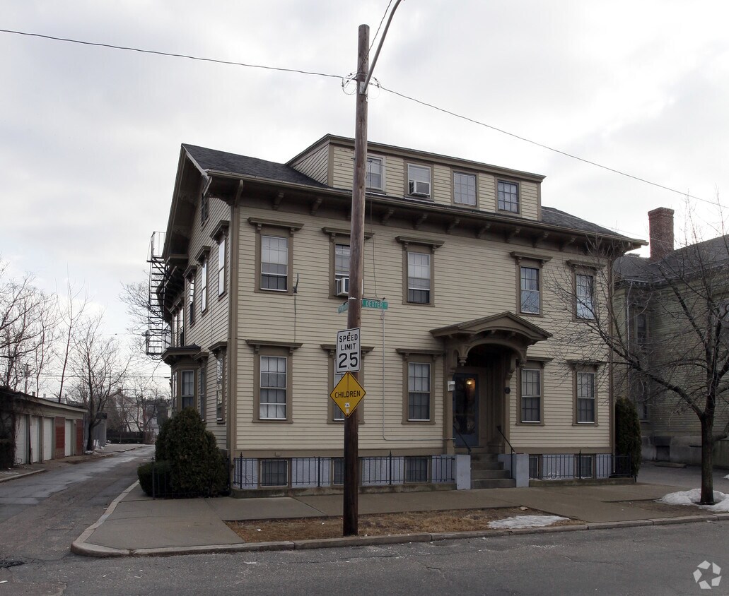 Foto del edificio - 20-20½ Dexter St