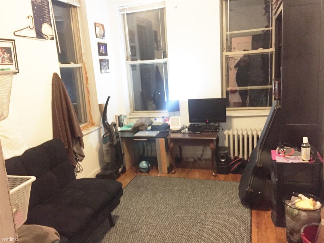 Primary Photo - 2142 33rd St