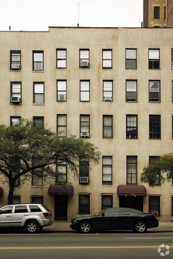 Building Photo - 465 W 57th St