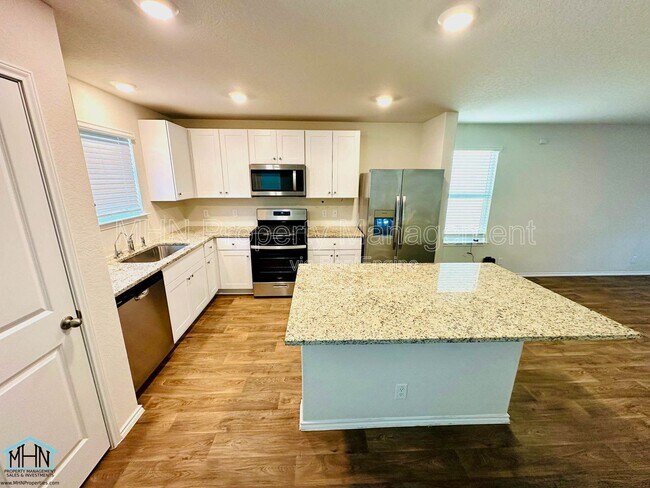 Foto del edificio - 5022 Jaspillite Ave