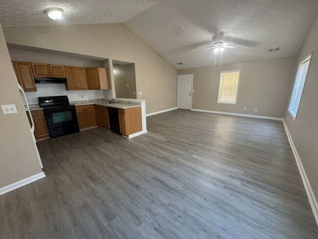 Foto del edificio - 3280 Hogansville Rd
