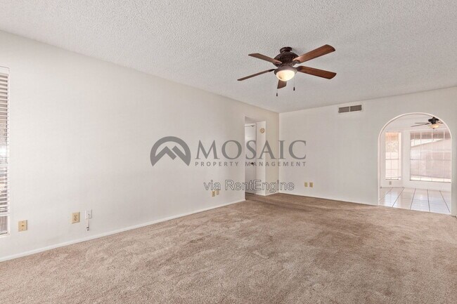 Foto del edificio - 3841 W Bluefield Ave