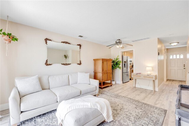 Foto del edificio - 53 Briarwood Ln