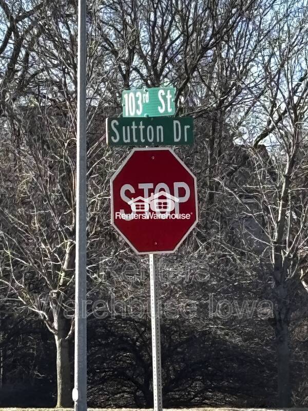 Foto del edificio - 10151 Sutton Pl