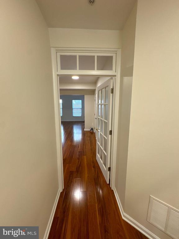 Building Photo - 5104 Grimm Dr