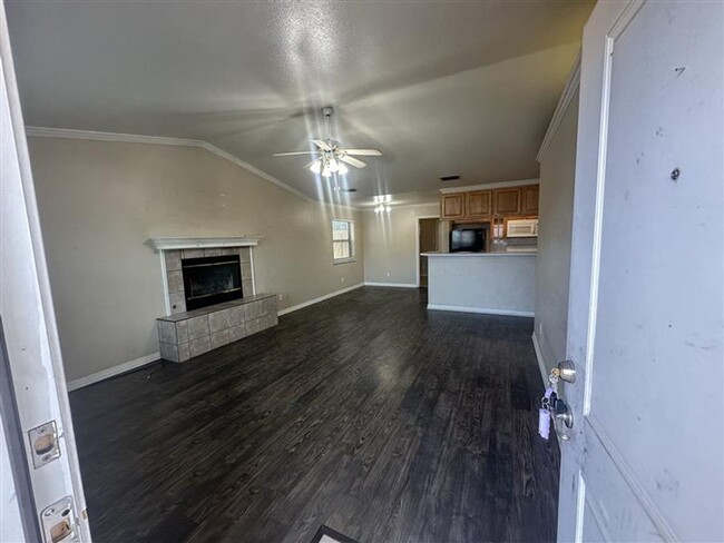 Foto del edificio - 8320 Cambridge Rd