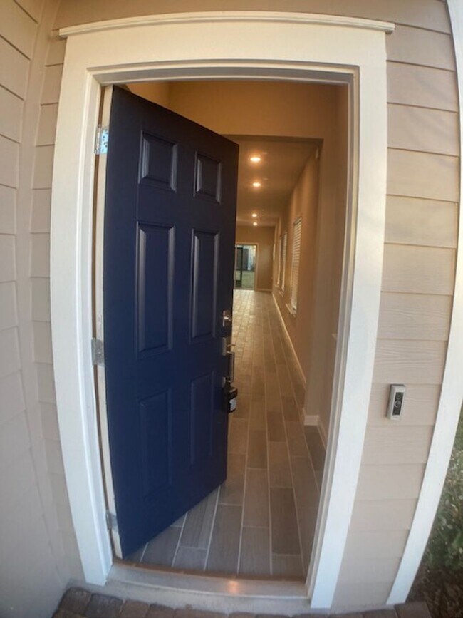 Foto del edificio - Stylish & Low-Maintenance Living in Oakleaf Community