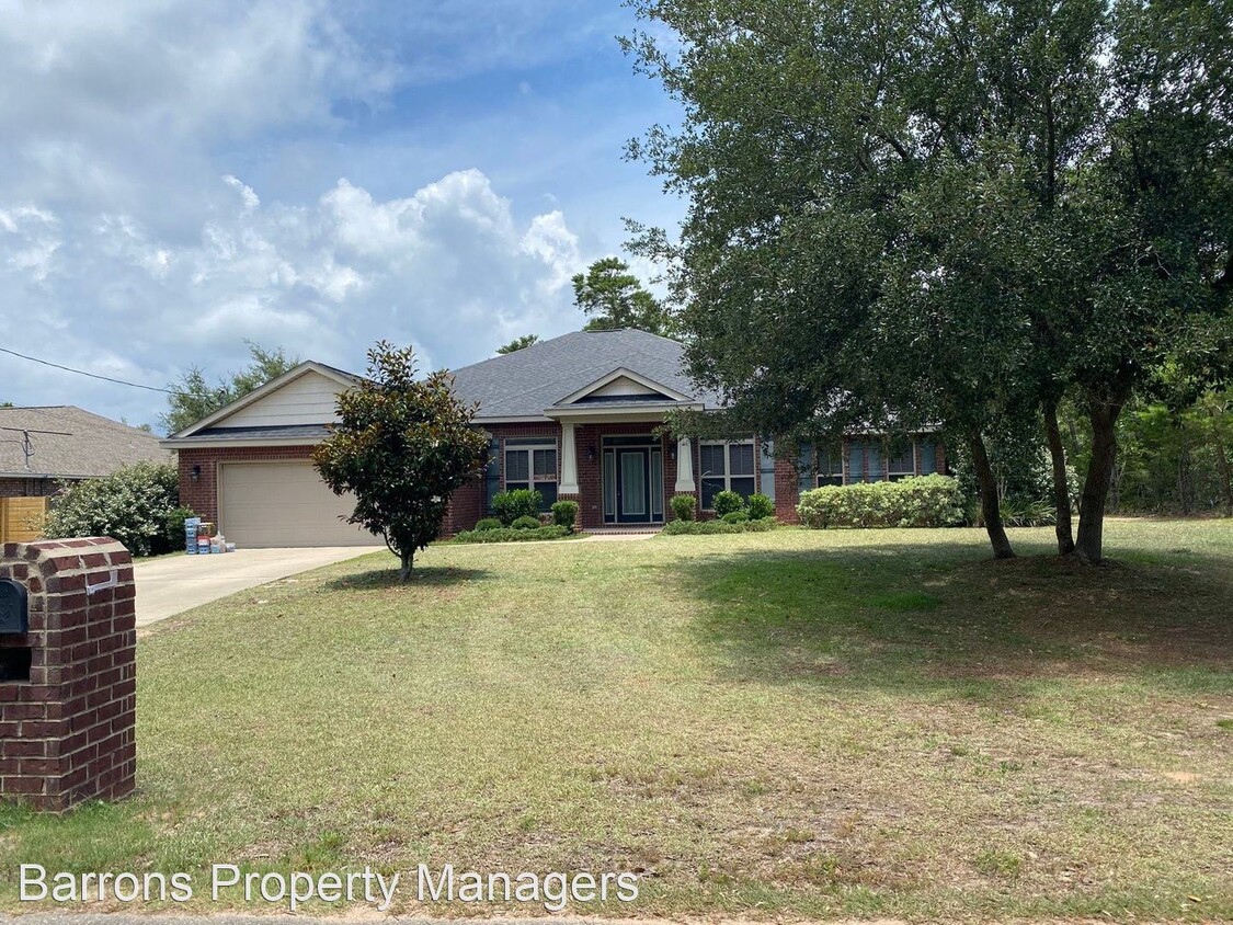 Primary Photo - 4 br, 3 bath House - 6680 Castlewood Street