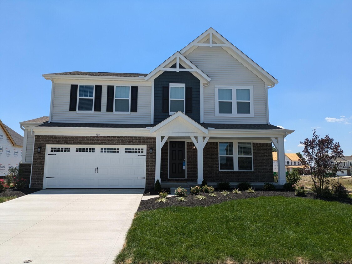 Foto principal - 9013 Hawk Hl Wy