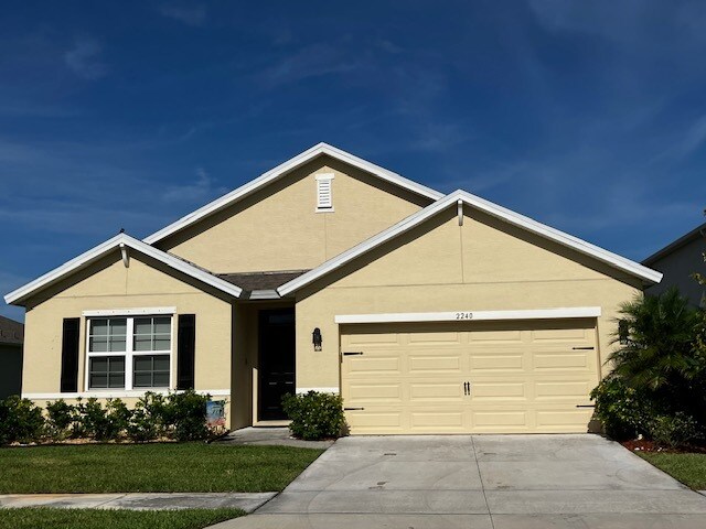Foto principal - 2240 Arlington Dr SW