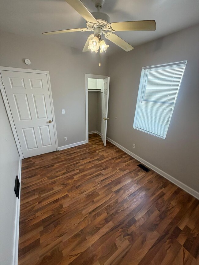 Foto del edificio - For rent - Spacious 3 Bed / 2 Bath Home