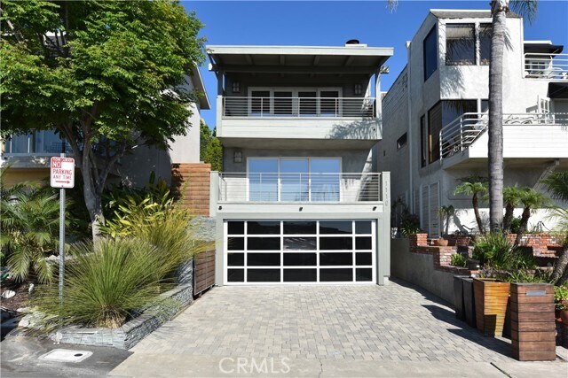 Building Photo - 1110 Katella St