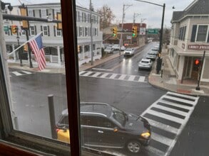 Building Photo - 1 S Main St