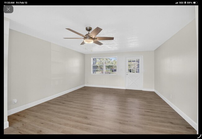 Foto del edificio - 5844 Western Way