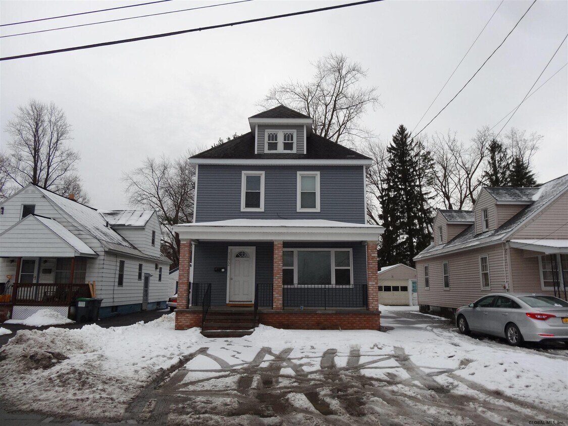 Primary Photo - 1172 Curry Rd