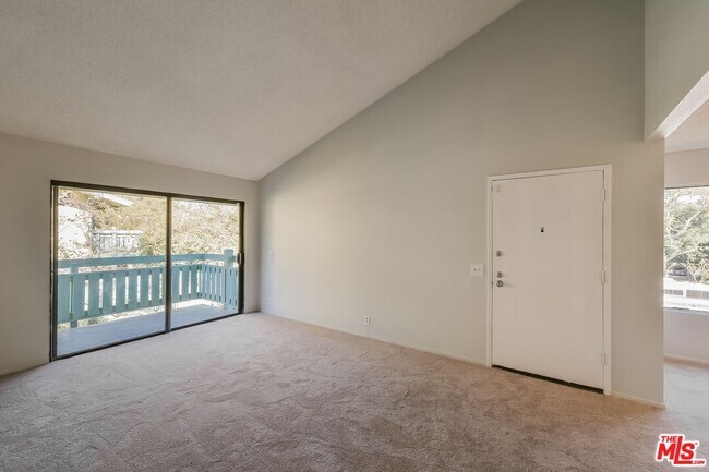 Building Photo - 20505 South Vermont Avenue, Unit 6