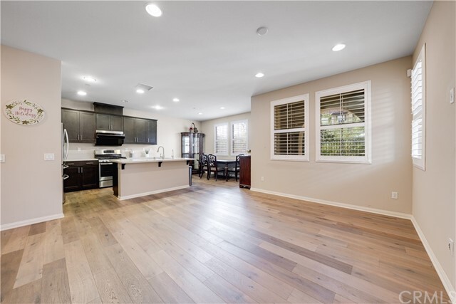 Foto del edificio - 3206 Willow Creek Rd