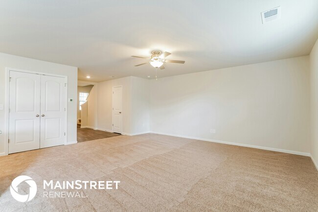 Foto del edificio - 724 Cider Ml Wy