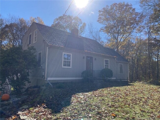 Building Photo - 135 Norwich Salem Rd