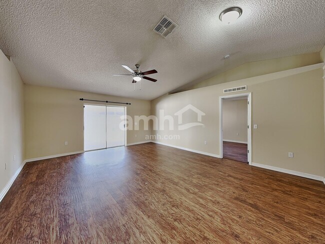 Building Photo - 2063 Corner Meadow Cir