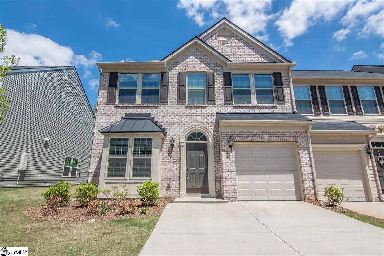 24 Fairchild Way, Greenville, SC 29607 Condo for Rent in Greenville