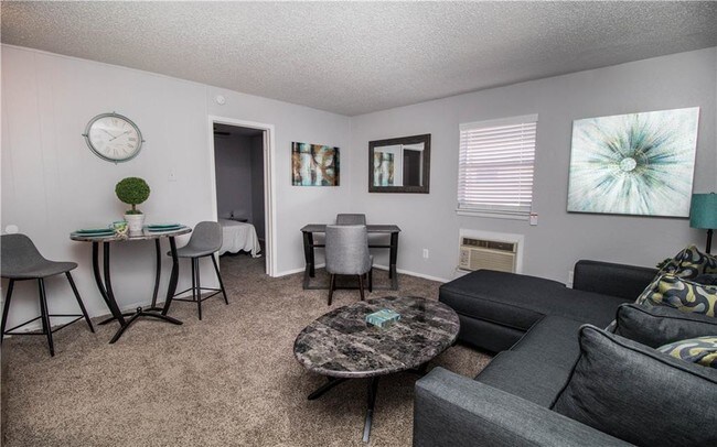 Foto del edificio - 3211 35th St