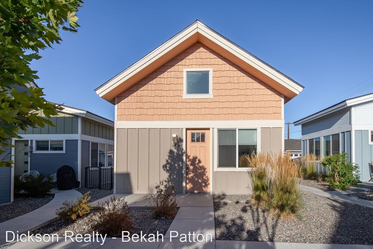 Primary Photo - 2 br, 1 bath House - 885 Ryland Street